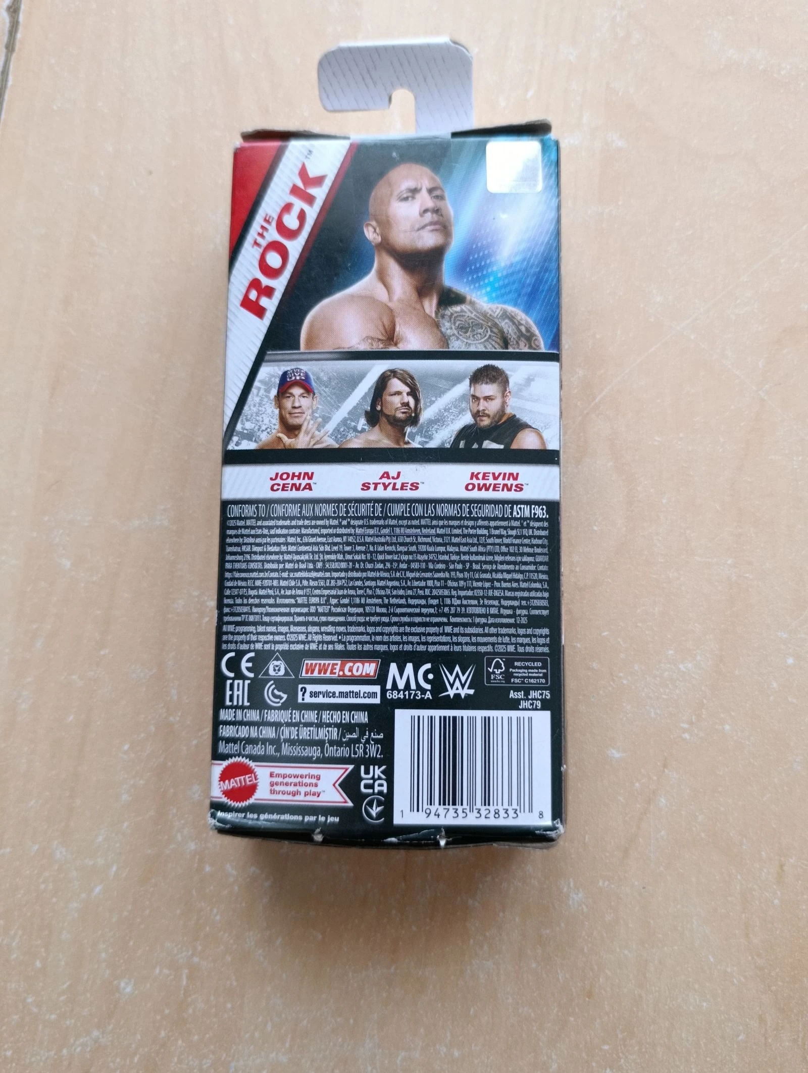 Figurina catch the rock – photo 2